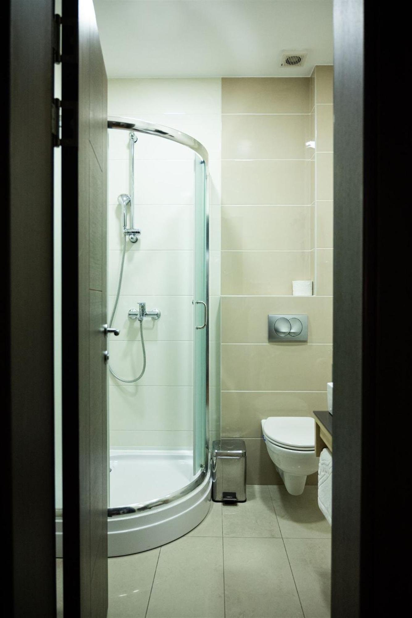 Bed and Breakfast Atrium Sremska Mitrovica Esterno foto
