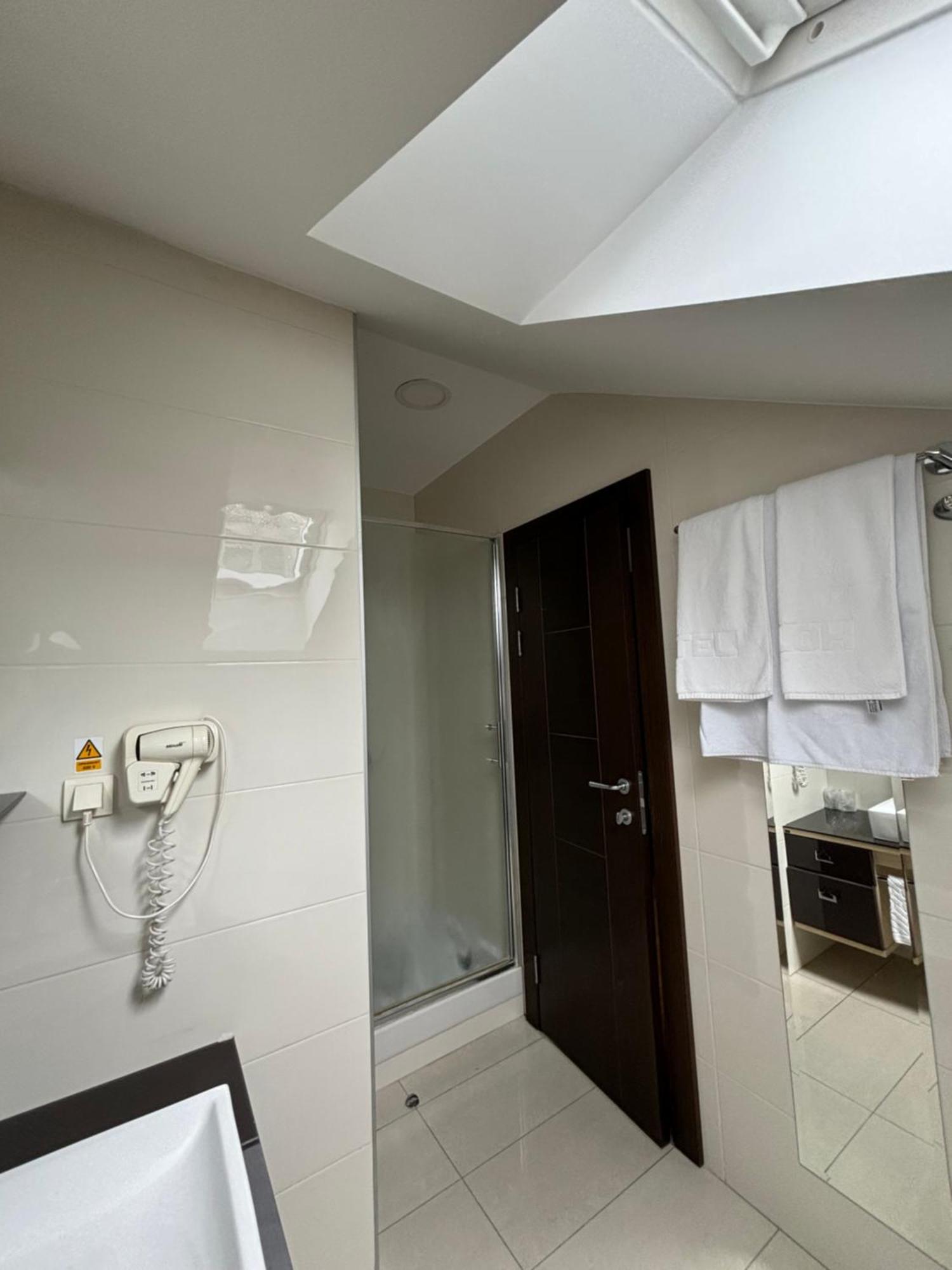 Bed and Breakfast Atrium Sremska Mitrovica Esterno foto