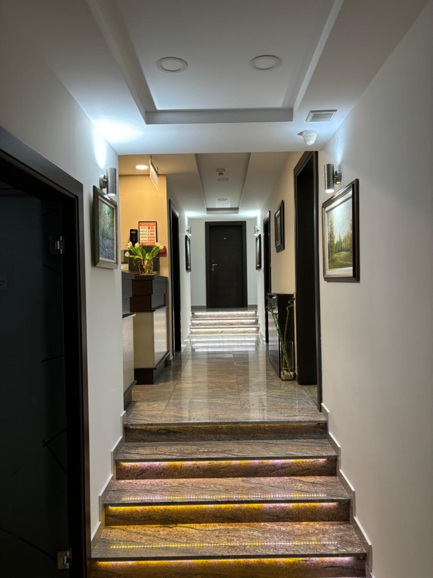 Bed and Breakfast Atrium Sremska Mitrovica Esterno foto